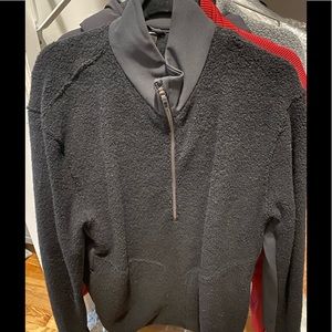 Lululemon men’s pullover XL